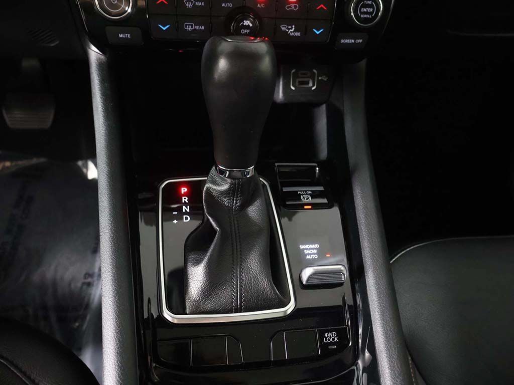 Used 2023 Jeep Compass Limited w/ Sun and Sound Group AWD/4WD image 46