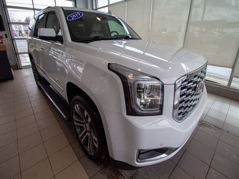 Used 2019 GMC Yukon Denali w/ Denali Ultimate Package image 4
