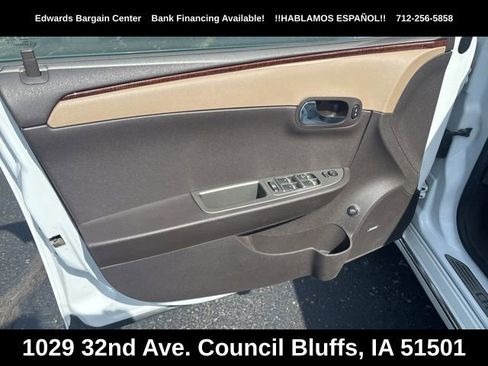 Used 2011 Chevrolet Malibu LTZ image 15