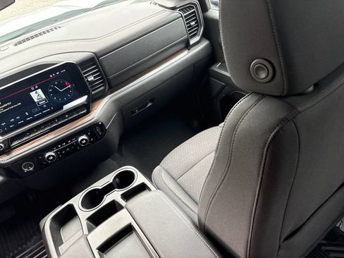 Certified 2024 GMC Sierra 1500 Elevation AWD/4WD image 21