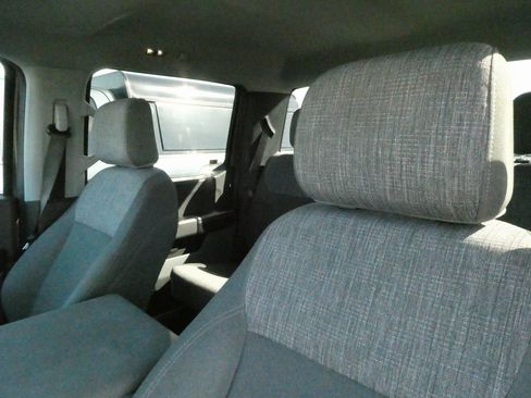 Used 2022 Ford F150 XLT image 28