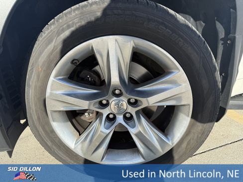 Used 2015 Toyota Highlander Limited Platinum image 11