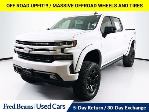 Used 2021 Chevrolet Silverado 1500 RST w/ Convenience Package II AWD/4WD image 4