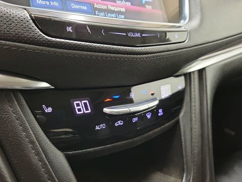 Used 2019 Cadillac XT5 Luxury w/ LPO, Radiant Package image 29