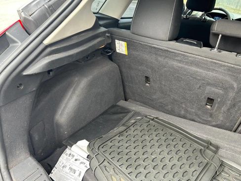 Used 2012 Ford Focus SE FWD image 30