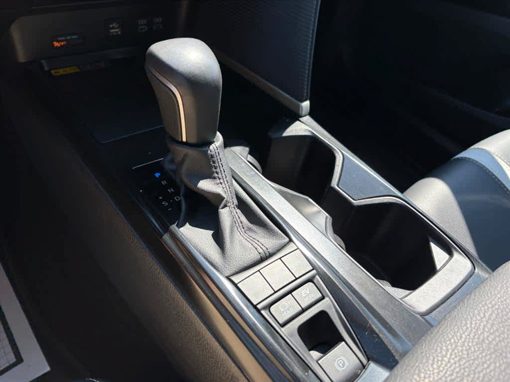 Used 2026 Toyota Camry SE w/ Convenience Package FWD image 19