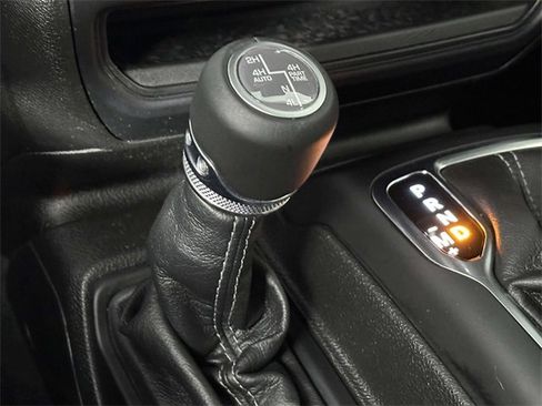 Used 2024 Jeep Wrangler High Altitude image 31