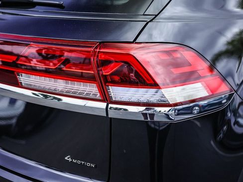 New 2026 Volkswagen Atlas Cross Sport SE image 13