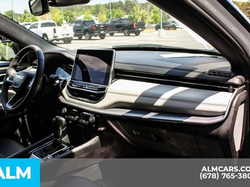 Used 2025 Jeep Compass Limited AWD/4WD image 23