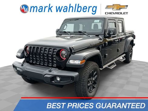 Used 2022 Jeep Gladiator Sport AWD/4WD image 1