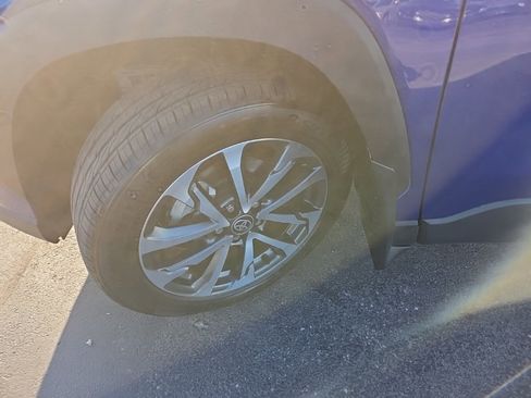 Used 2023 Toyota Corolla Cross XLE image 8