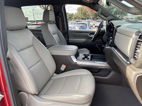 Used 2025 Chevrolet Silverado 2500 LTZ w/ LTZ Premium Package image 27