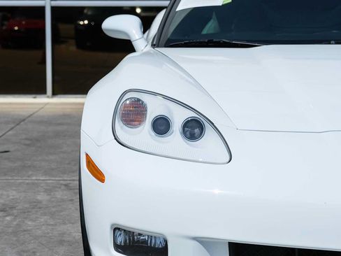 Used 2011 Chevrolet Corvette Grand Sport w/ Preferred Equipment Group RWD image 4