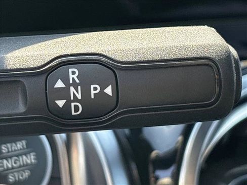 Certified 2025 Mercedes-Benz GLB 250 image 11