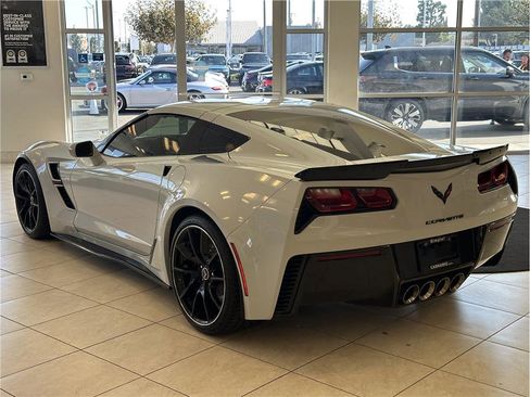Used 2019 Chevrolet Corvette Grand Sport image 7