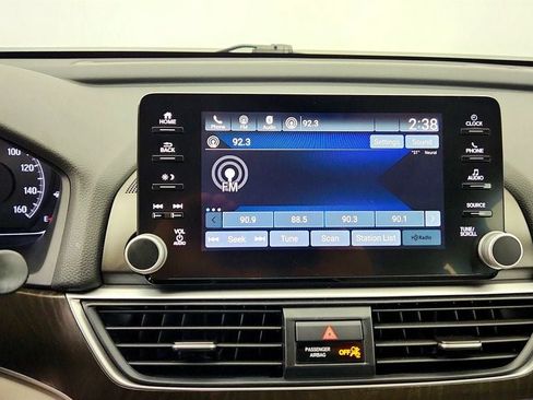 Used 2020 Honda Accord EX-L image 18