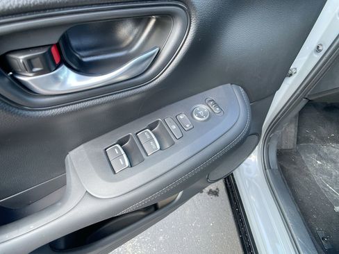 New 2026 Honda HR-V EX-L image 13