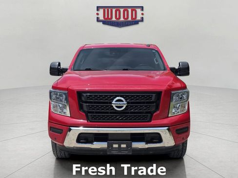Used 2021 Nissan Titan SV w/ SV Convenience Package AWD/4WD image 2