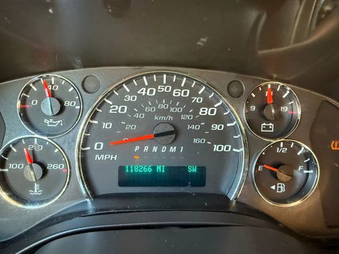 Used 2015 GMC Savana 3500 LT w/ LT Preferred Equipment Group image 23