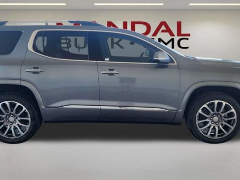 Used 2021 GMC Acadia Denali w/ Denali Technology Package FWD image 7