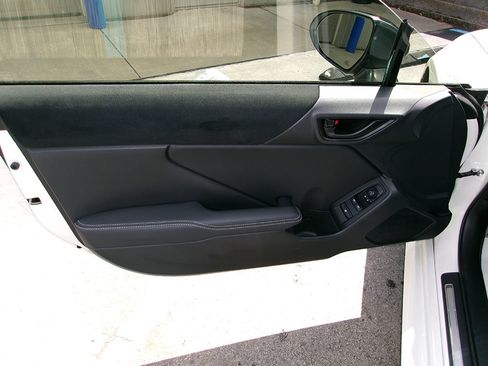Used 2025 Toyota GR86 Premium w/ Performance Package RWD image 13