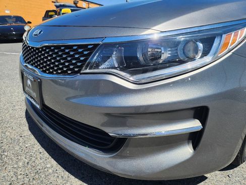 Used 2016 Kia Optima EX w/ Option Group 040 FWD image 34