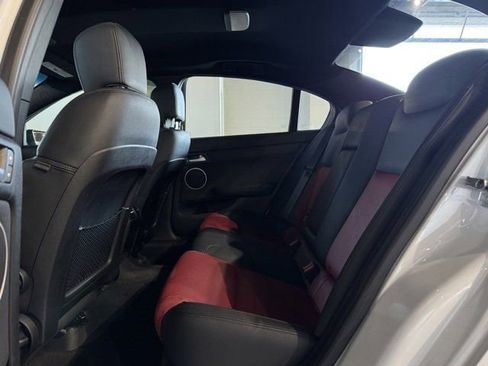 Used 2009 Pontiac G8 GT w/ Premium Package image 19