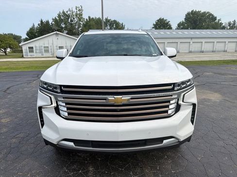 Used 2023 Chevrolet Suburban High Country AWD/4WD image 12