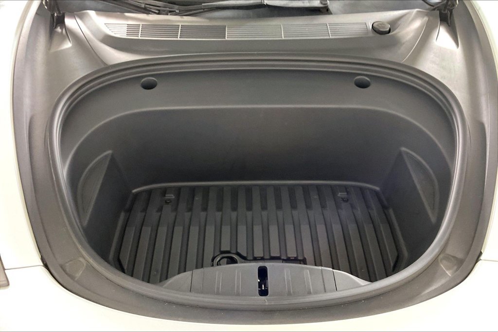 Used 2022 Tesla Model 3 Long Range AWD/4WD image 9