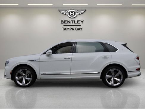 New 2025 Bentley Bentayga Extended Wheelbase image 7