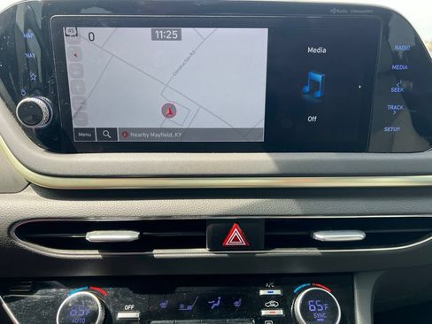 Used 2023 Hyundai Sonata SEL w/ Convenience Package FWD image 13