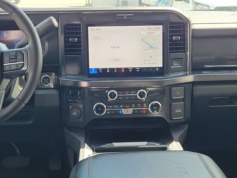Certified 2025 Ford F250 Lariat w/ Chrome Package AWD/4WD image 17