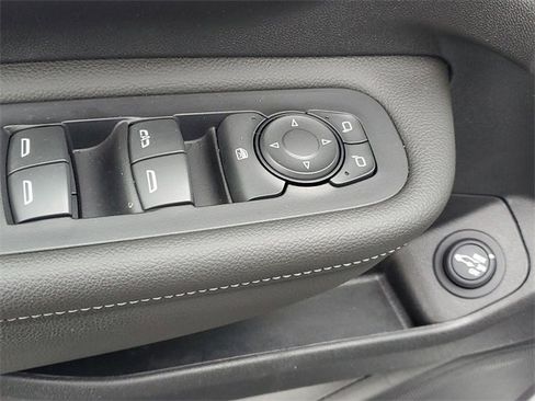 Certified 2023 GMC Terrain SLT w/ Elevation Edition image 17