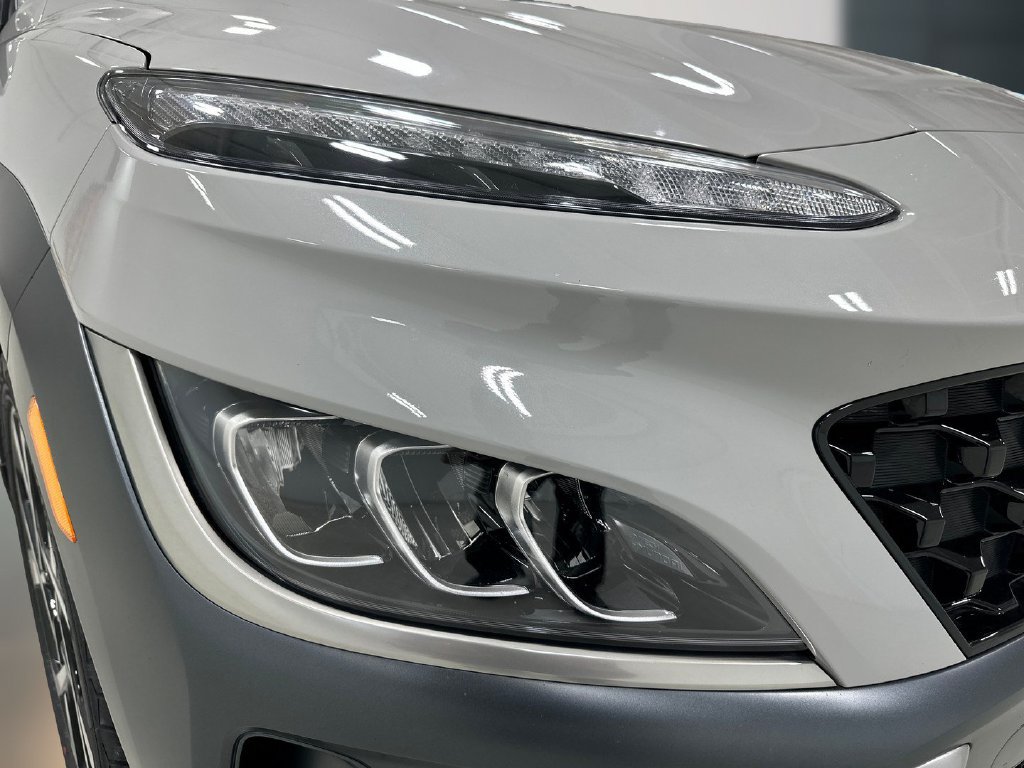 Certified 2023 Hyundai Kona Limited FWD image 12