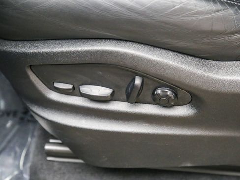 Certified 2023 Porsche Cayenne GTS AWD/4WD image 26