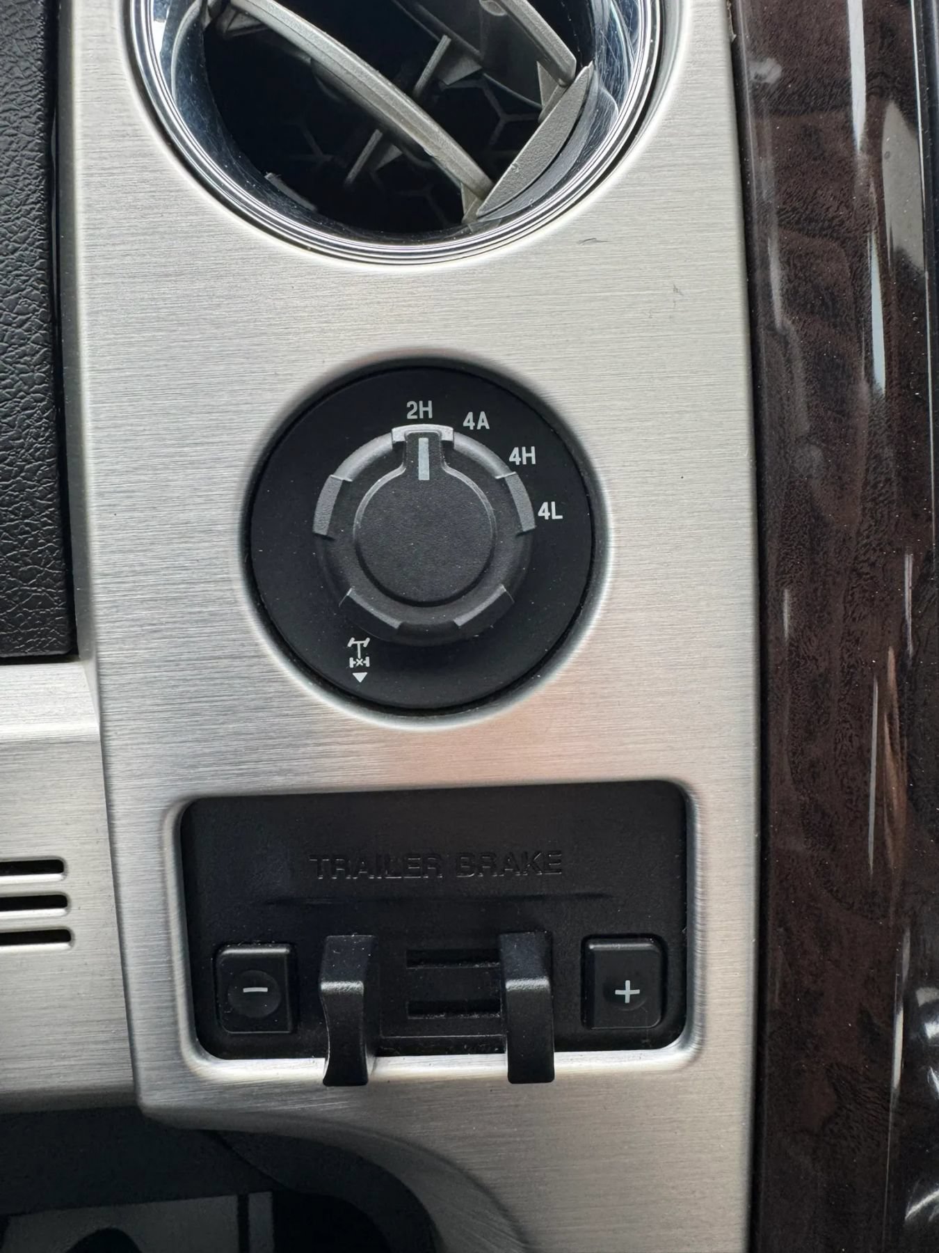 Used 2014 Ford F150 Platinum AWD/4WD image 58