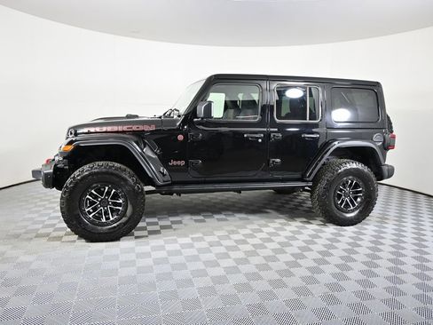 Used 2024 Jeep Wrangler Unlimited Rubicon AWD/4WD image 2