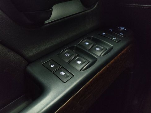 Used 2017 GMC Sierra 1500 SLE w/ SLE Value Package AWD/4WD image 27