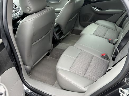 Used 2018 Chevrolet Impala LS FWD image 11