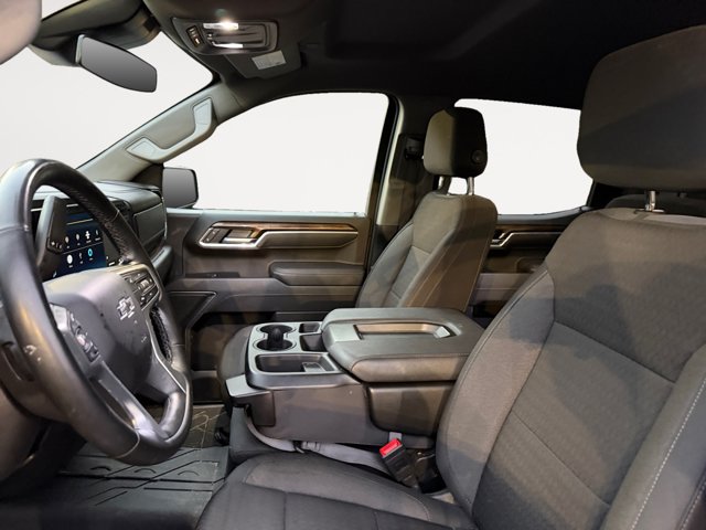 Used 2025 Chevrolet Silverado 1500 RST w/ Dark Appearance Package AWD/4WD image 9