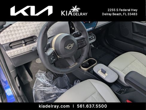 Used 2025 MINI Cooper S image 11