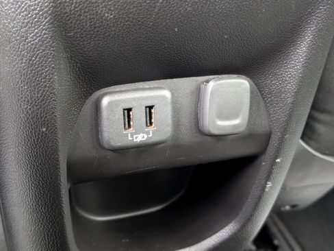 Used 2019 Chevrolet Colorado LT image 32