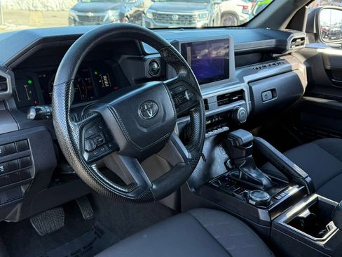 Used 2024 Toyota Tacoma SR5 AWD/4WD image 20