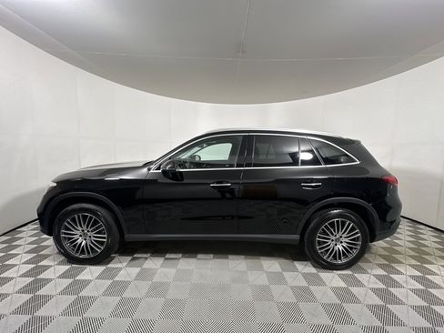 Used 2023 Mercedes-Benz GLC 300 4MATIC image 4