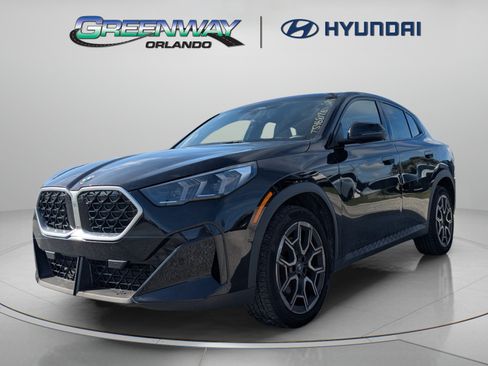 Used 2026 BMW X2 xDrive28i AWD/4WD image 3