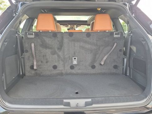 Used 2026 Toyota Highlander Platinum AWD/4WD image 18