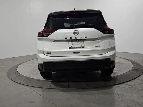 New 2026 Nissan Rogue SV AWD/4WD image 4