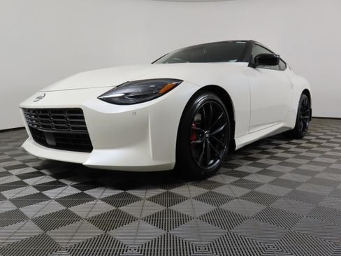 New 2026 Nissan Z Performance w/ Floor Mat Package image 14