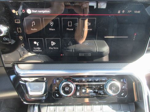 New 2026 GMC Sierra 2500 Denali w/ Denali Reserve Package image 19