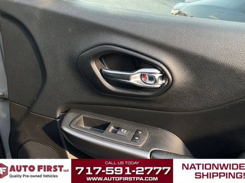 Used 2021 Jeep Cherokee Latitude Lux w/ Sun & Sound Group AWD/4WD image 15